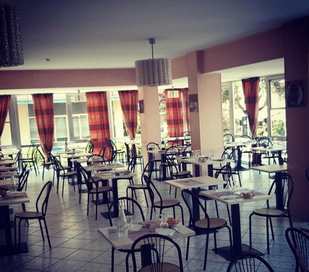 Hotel Magriv Rimini Exteriér fotografie